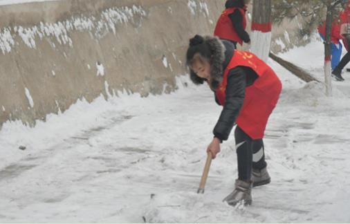 女人梦见自己扫雪是什么征兆  女人梦见自己扫雪的梦境解析