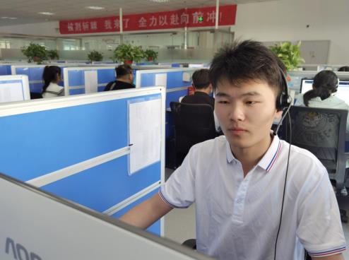 刻不容缓！中国电信工作人员上演生死时速 成功挽救客户生命